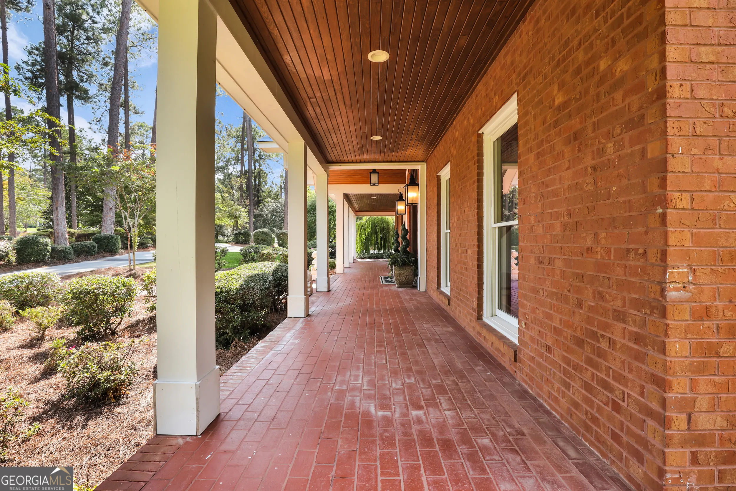 5001 Country Club Road