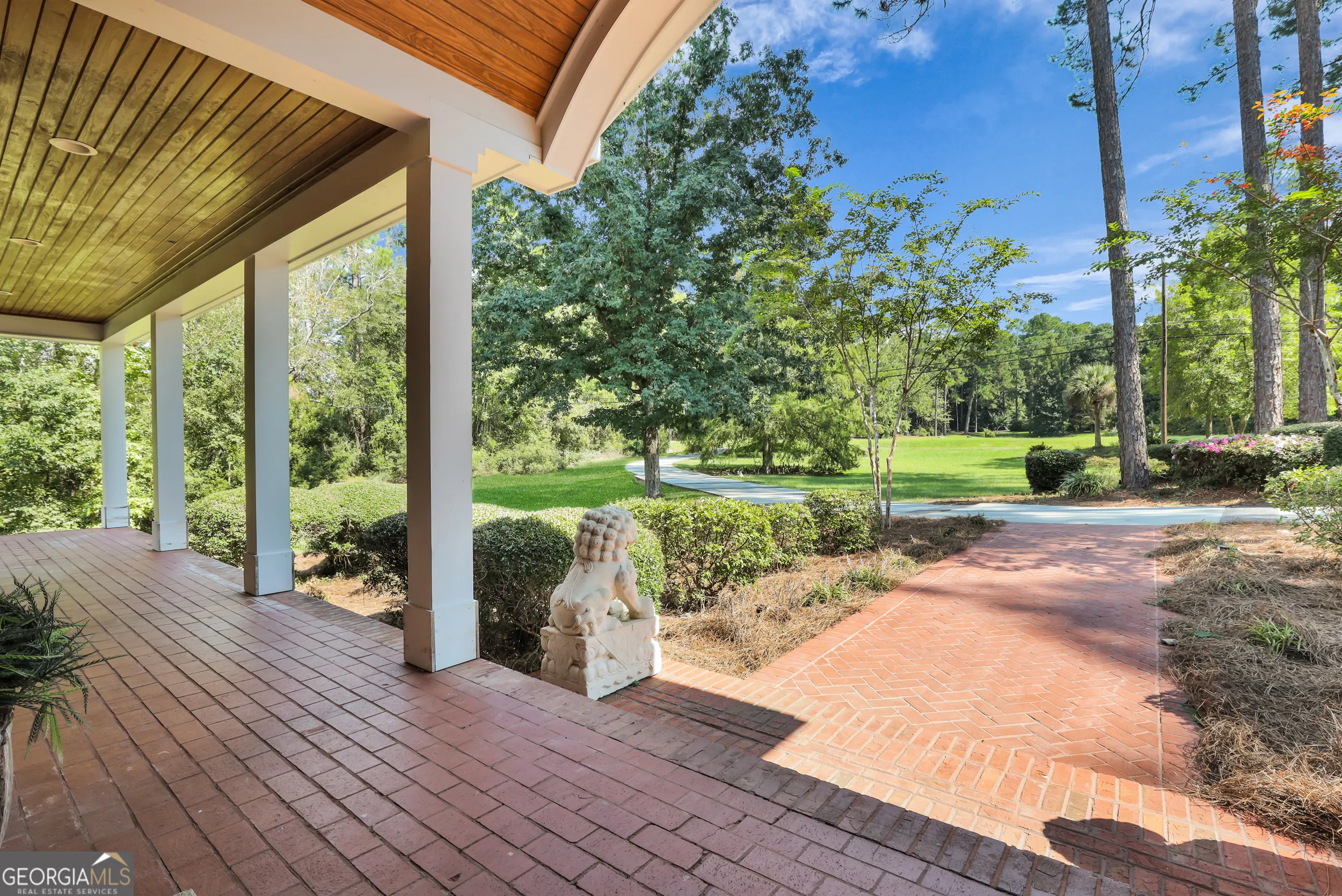 5001 Country Club Road