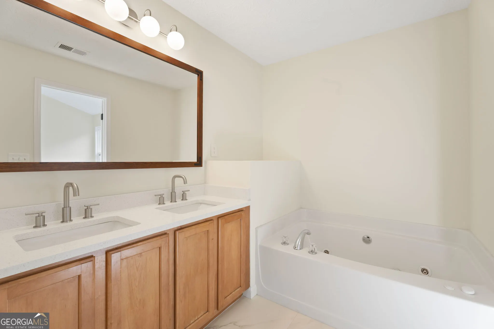 5600 Cascade Run SW