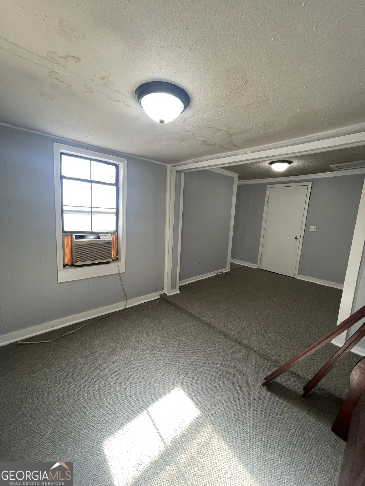1911 Park Avenue S