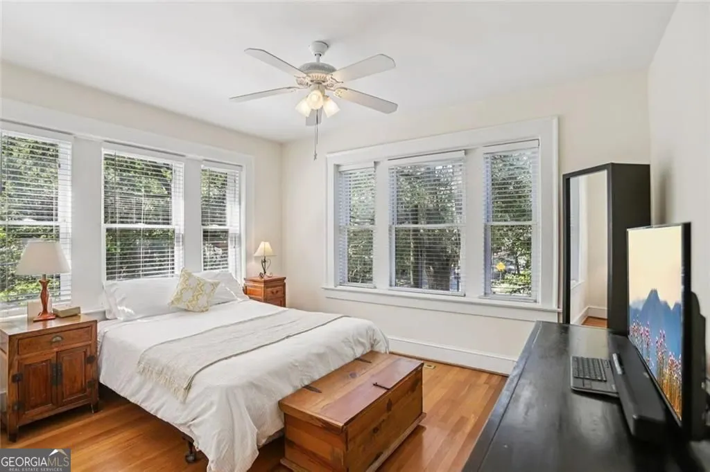 21 272 14th Street NE, #21