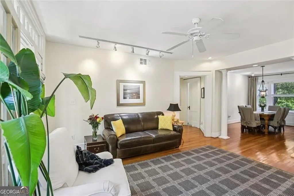 21 272 14th Street NE, #21