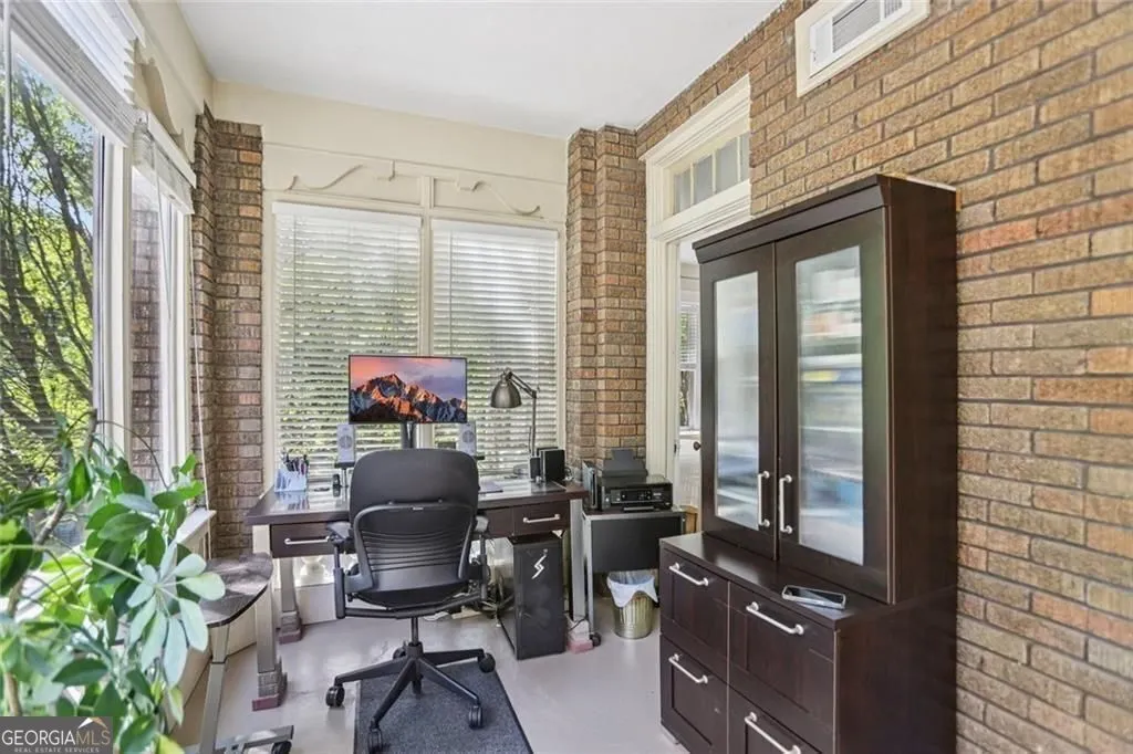 21 272 14th Street NE, #21