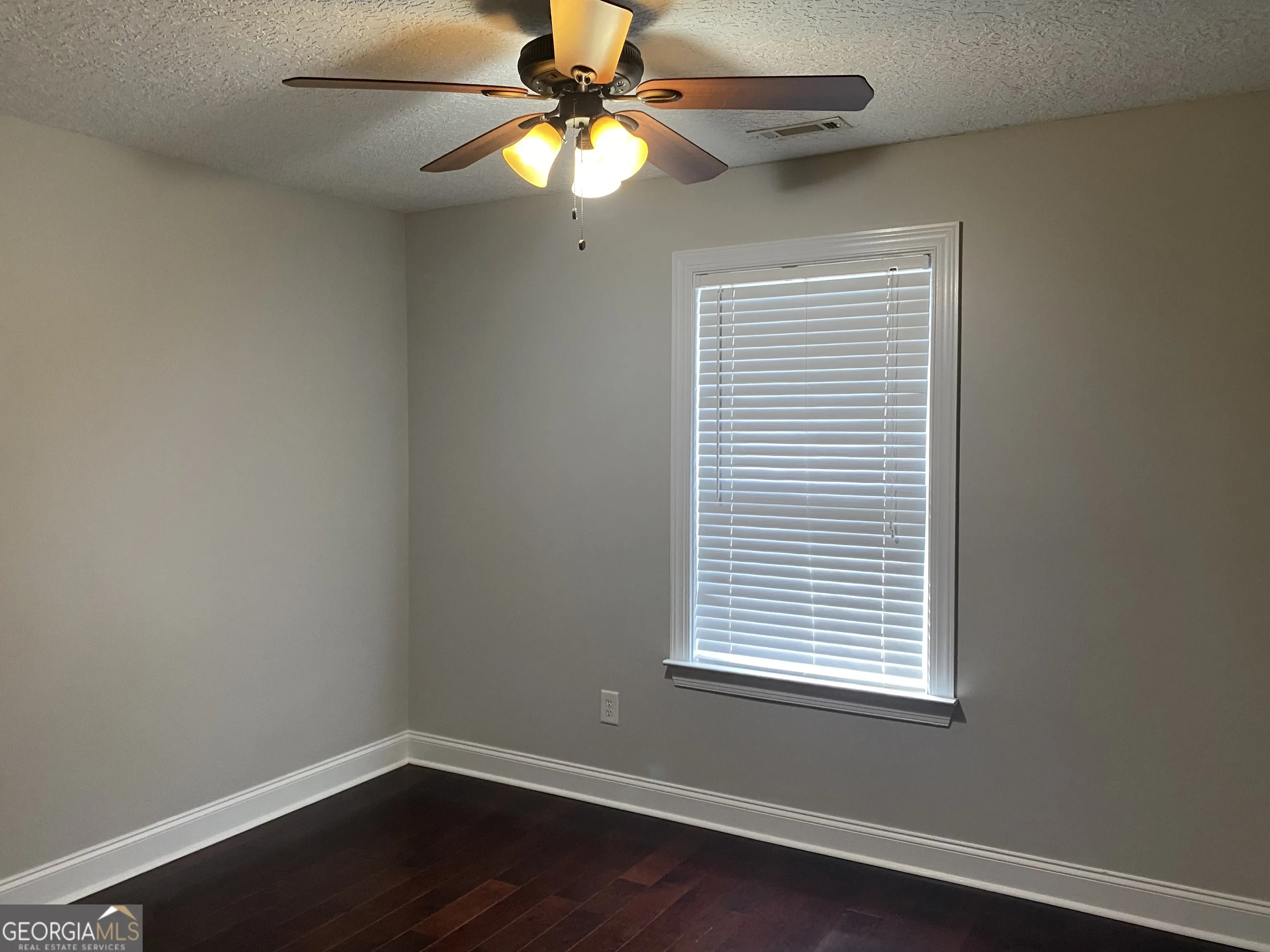 44 Vaux Way, #0