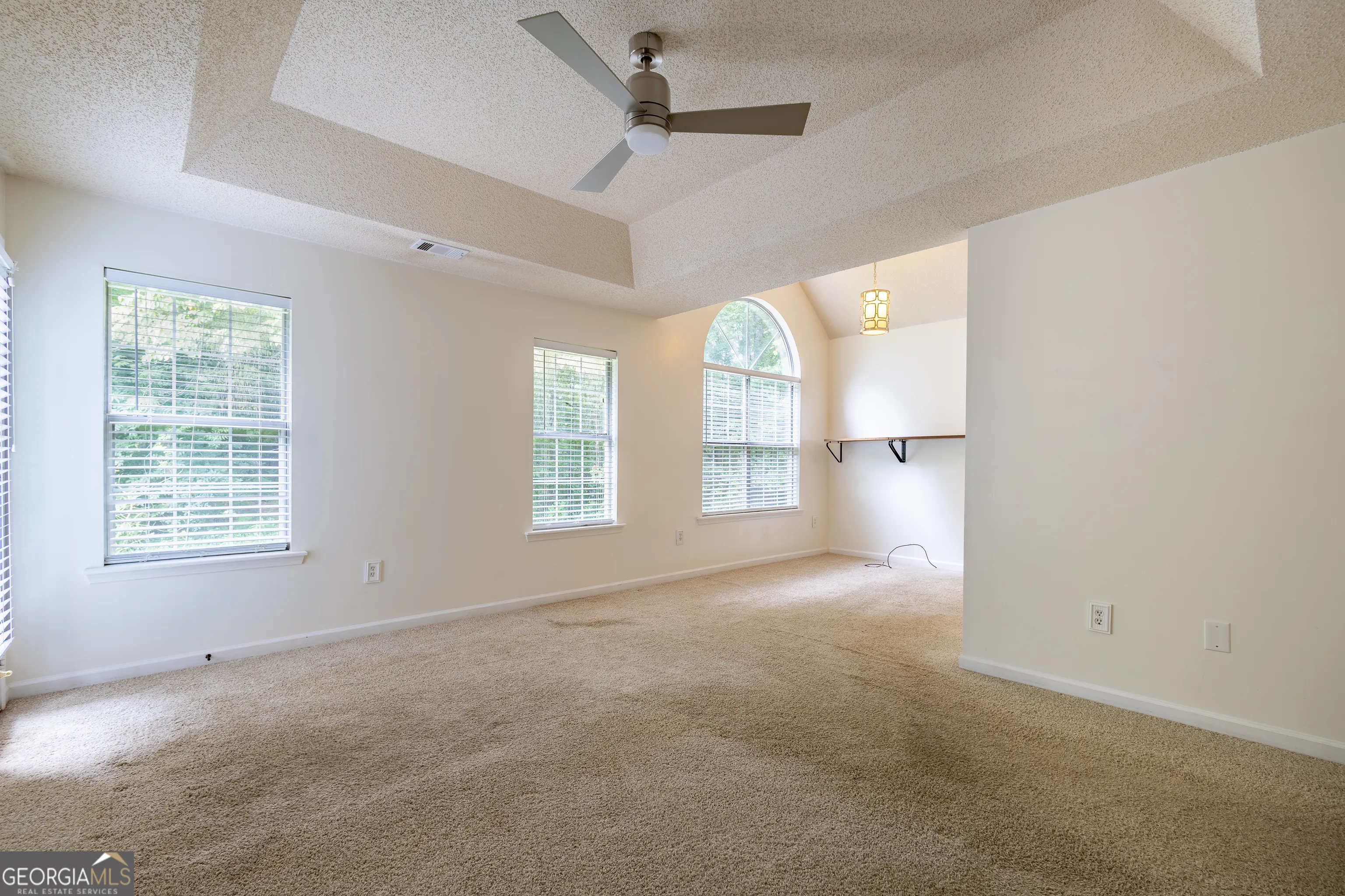 114 Greenpointe Way