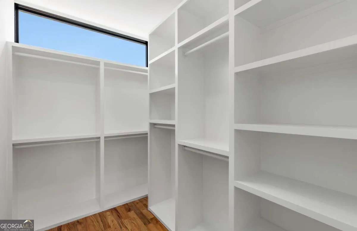 1 105 Georgia Avenue SE, #1