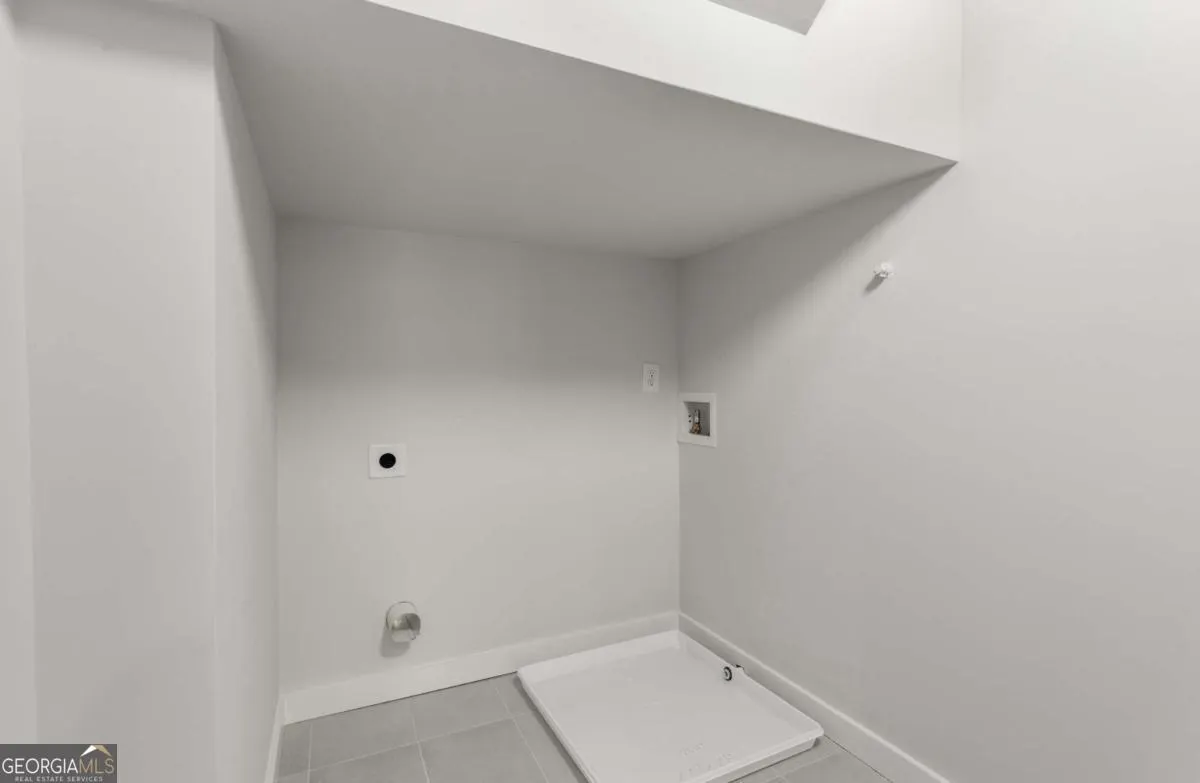 1 105 Georgia Avenue SE, #1