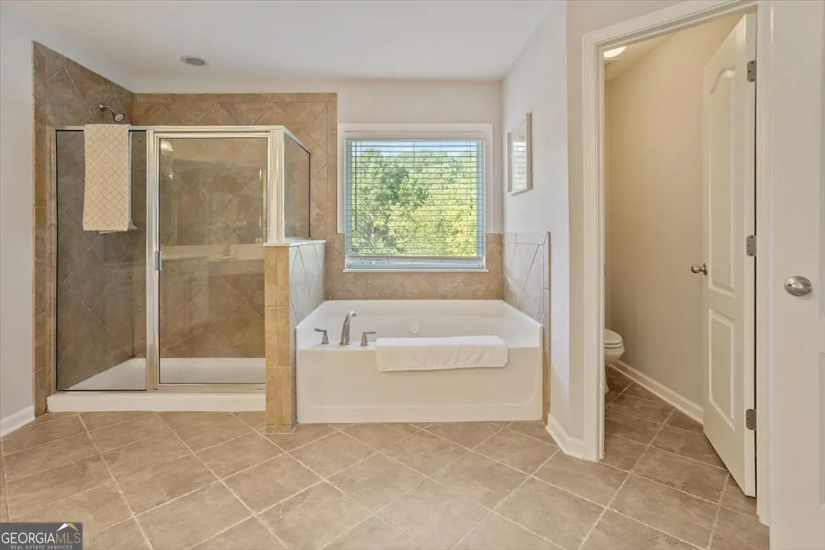 422 N Hampton Trail