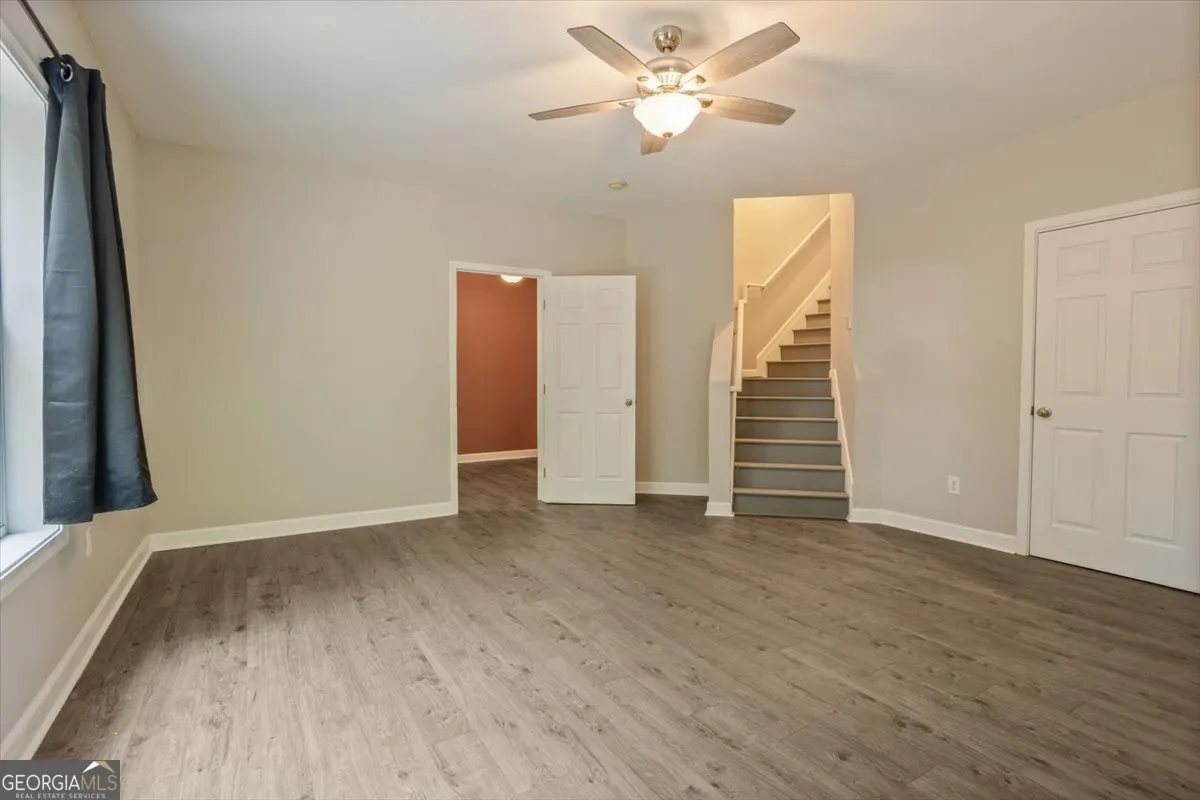 422 N Hampton Trail