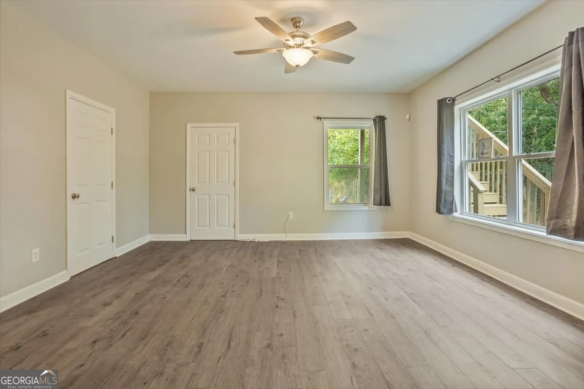 422 N Hampton Trail