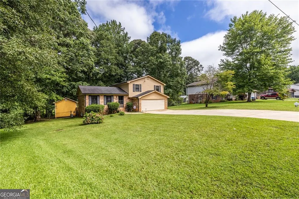 230 Carriage Circle