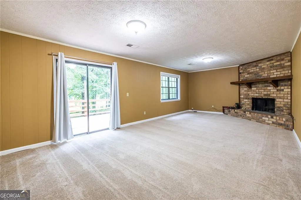 230 Carriage Circle