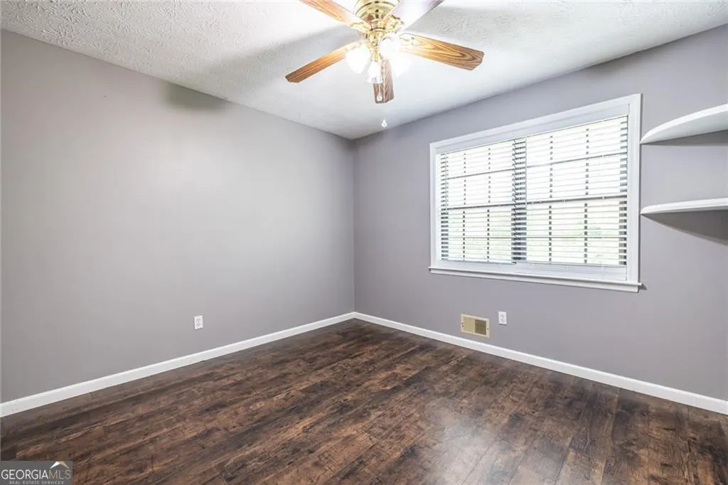 230 Carriage Circle