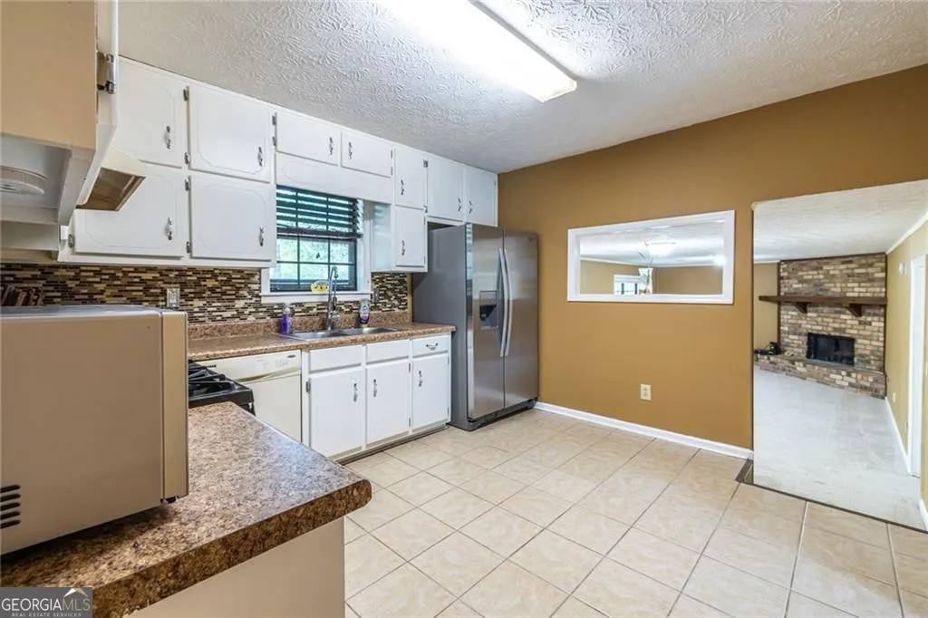 230 Carriage Circle
