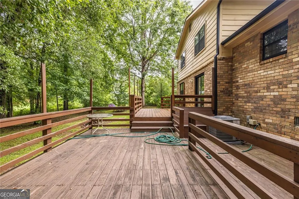 230 Carriage Circle