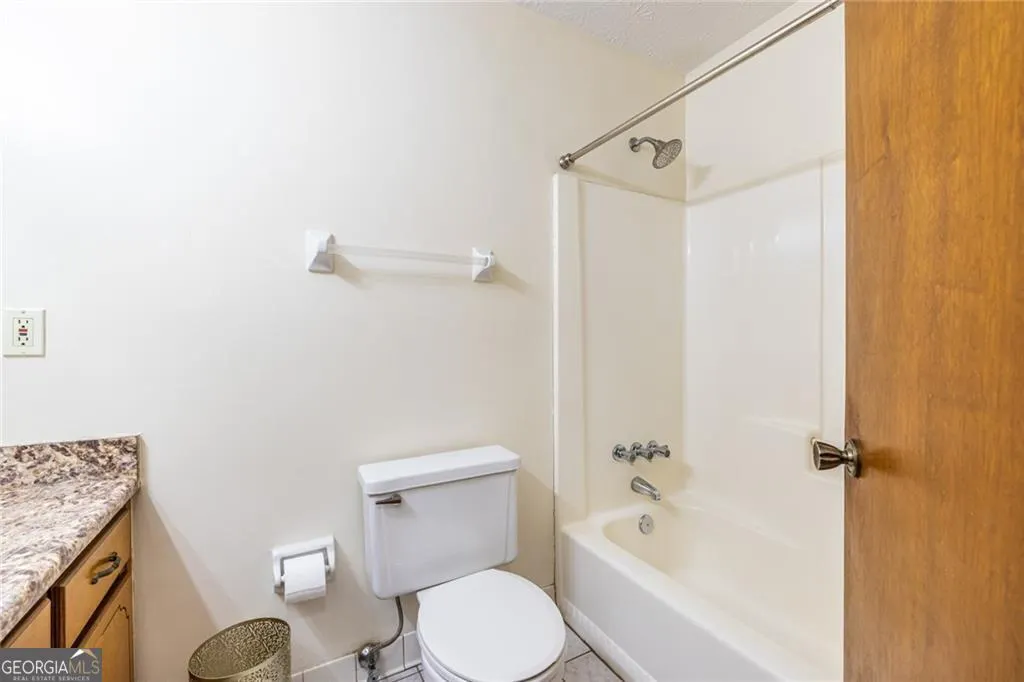 230 Carriage Circle