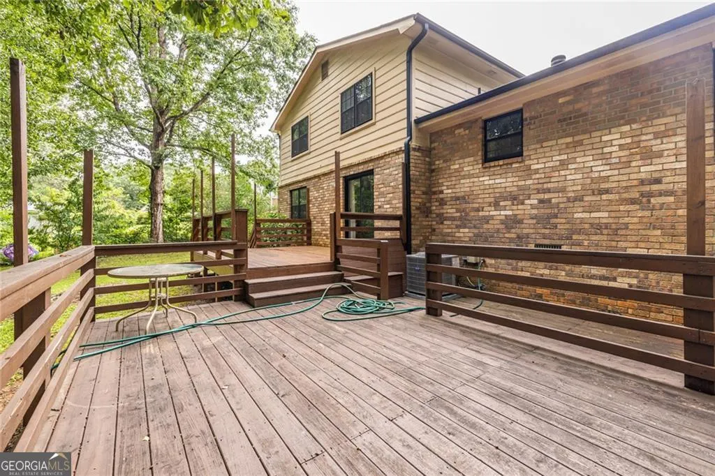 230 Carriage Circle