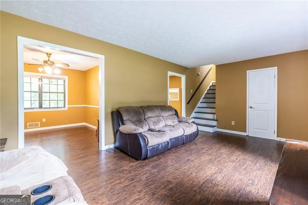 230 Carriage Circle
