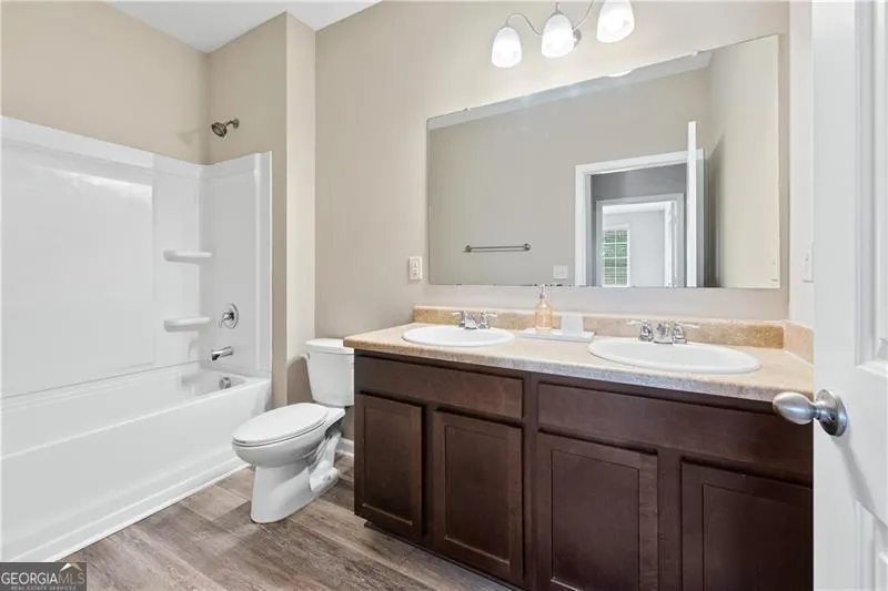 3112 Lilac Creek Trail