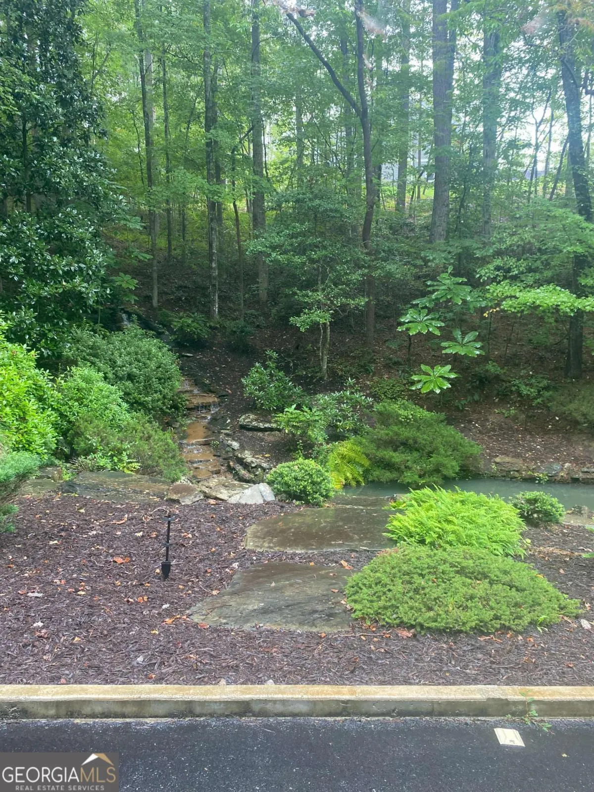 27 Mountain Creek Hollow Drive