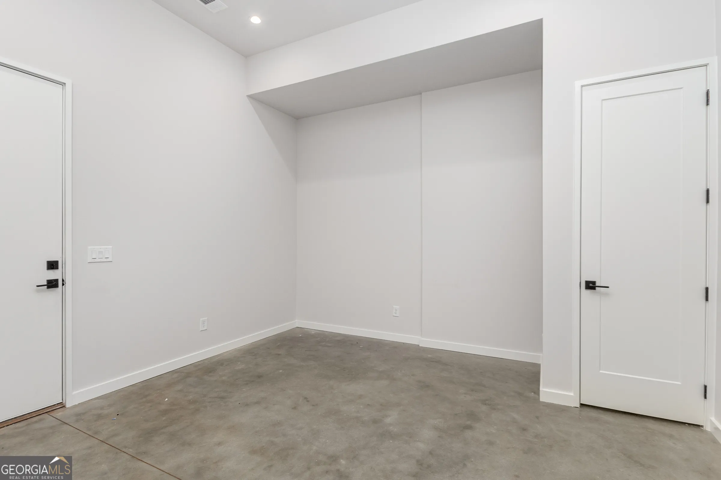 4 105 Georgia Avenue SE, #4