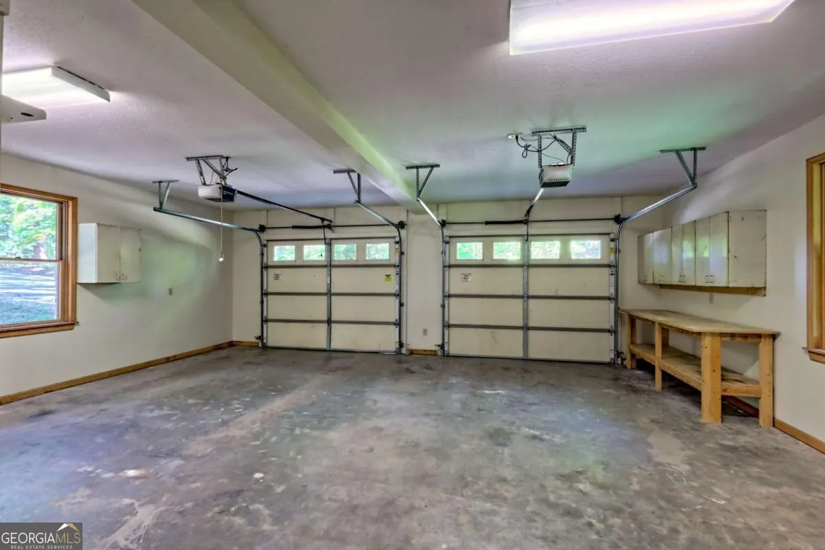 2204 Cedar Cliff Road