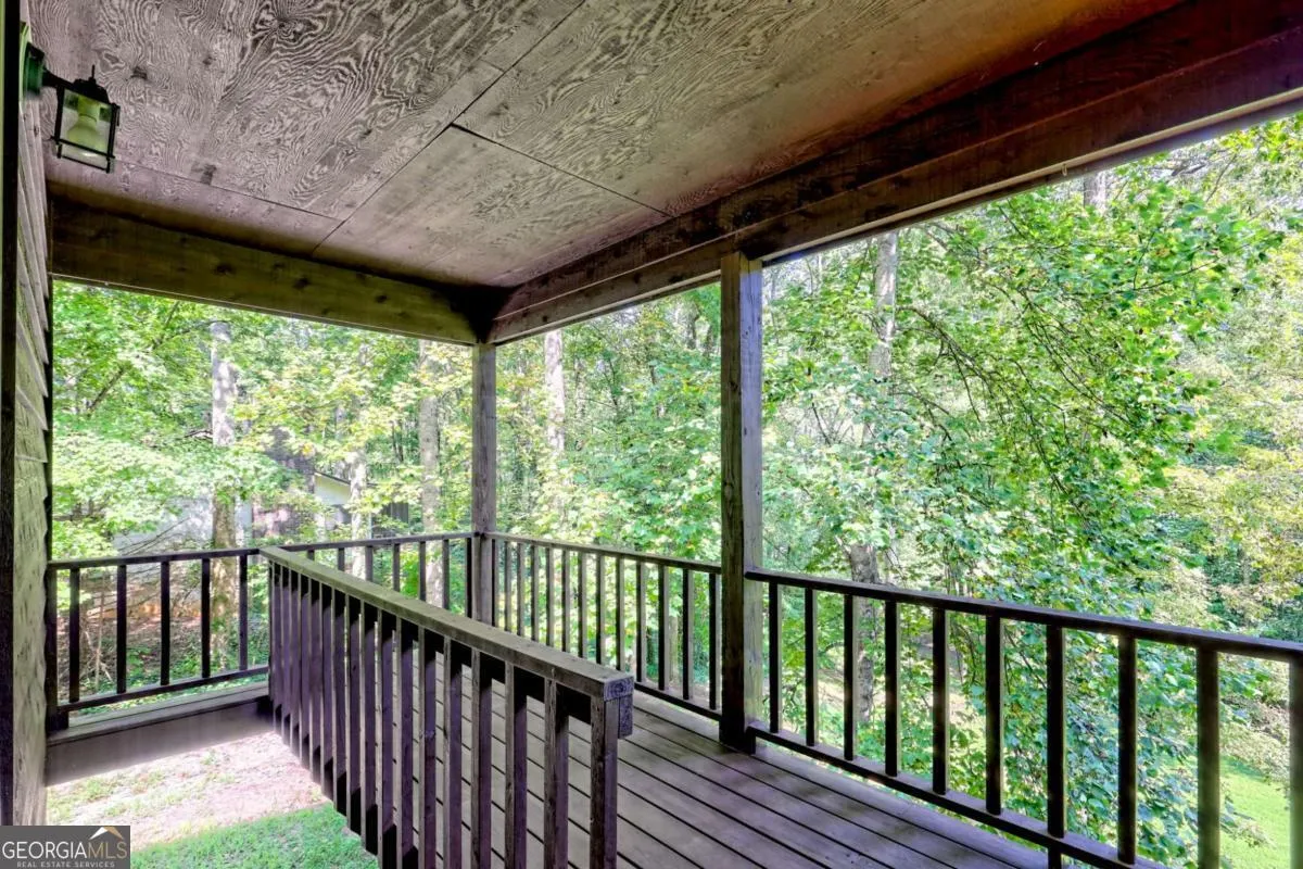 2204 Cedar Cliff Road