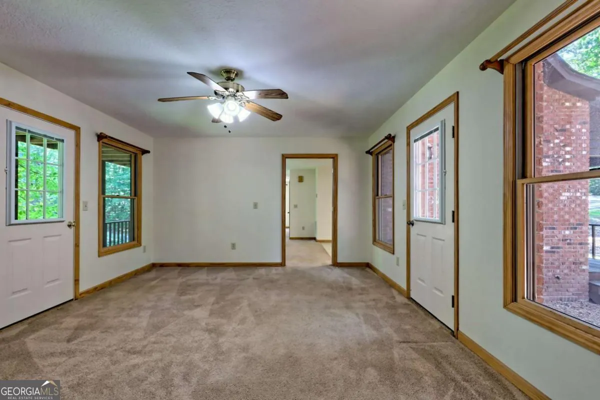 2204 Cedar Cliff Road