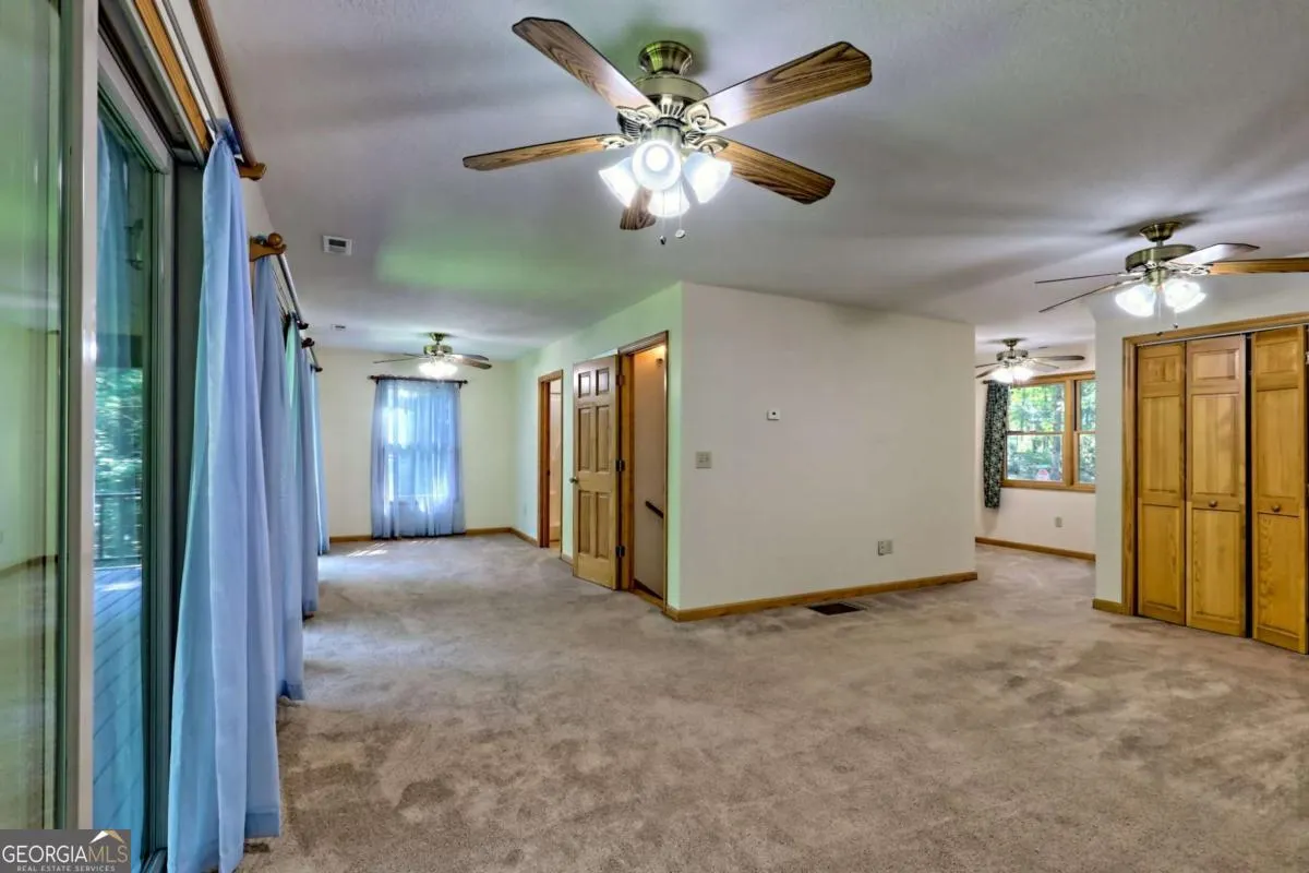 2204 Cedar Cliff Road
