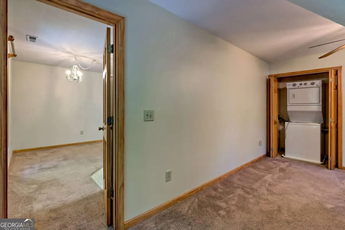 2204 Cedar Cliff Road