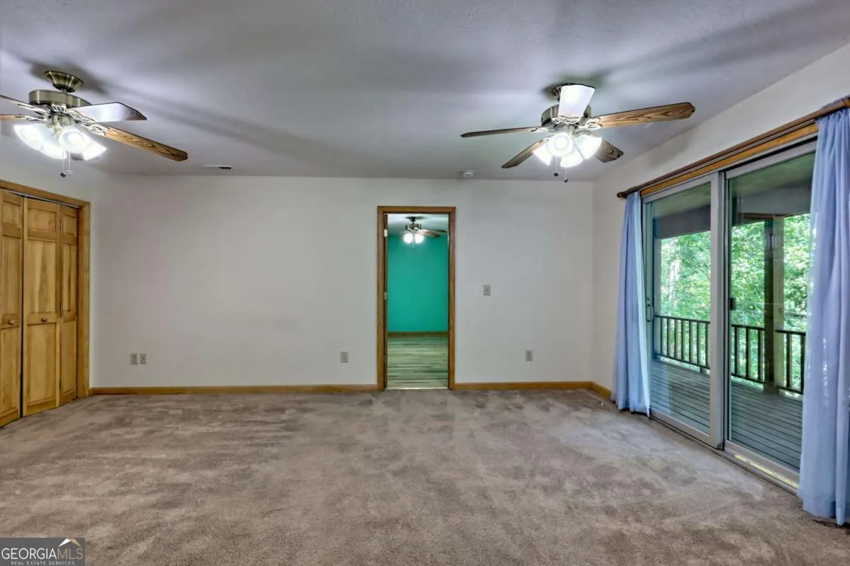 2204 Cedar Cliff Road
