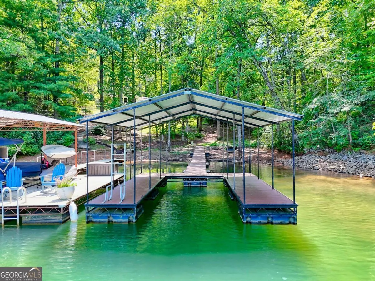 2204 Cedar Cliff Road