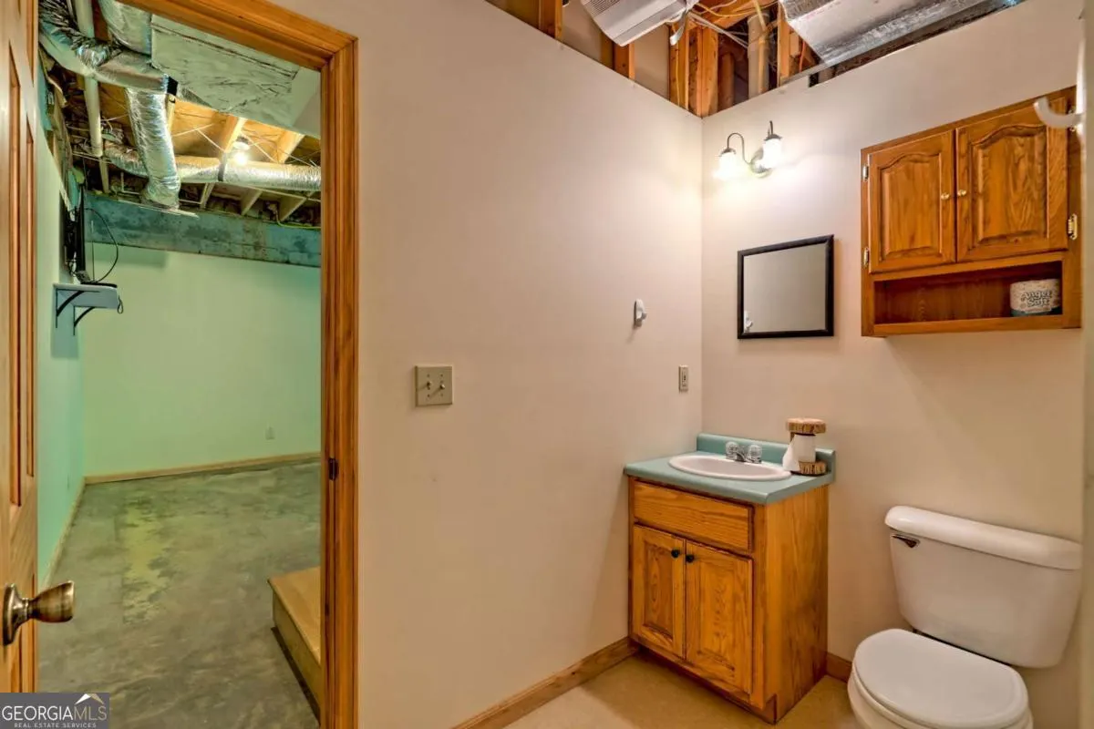 2204 Cedar Cliff Road
