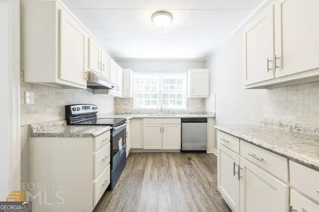 214 Mimosa Drive