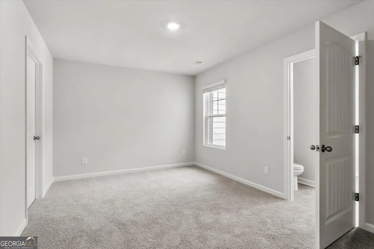 5133 Tulip Square