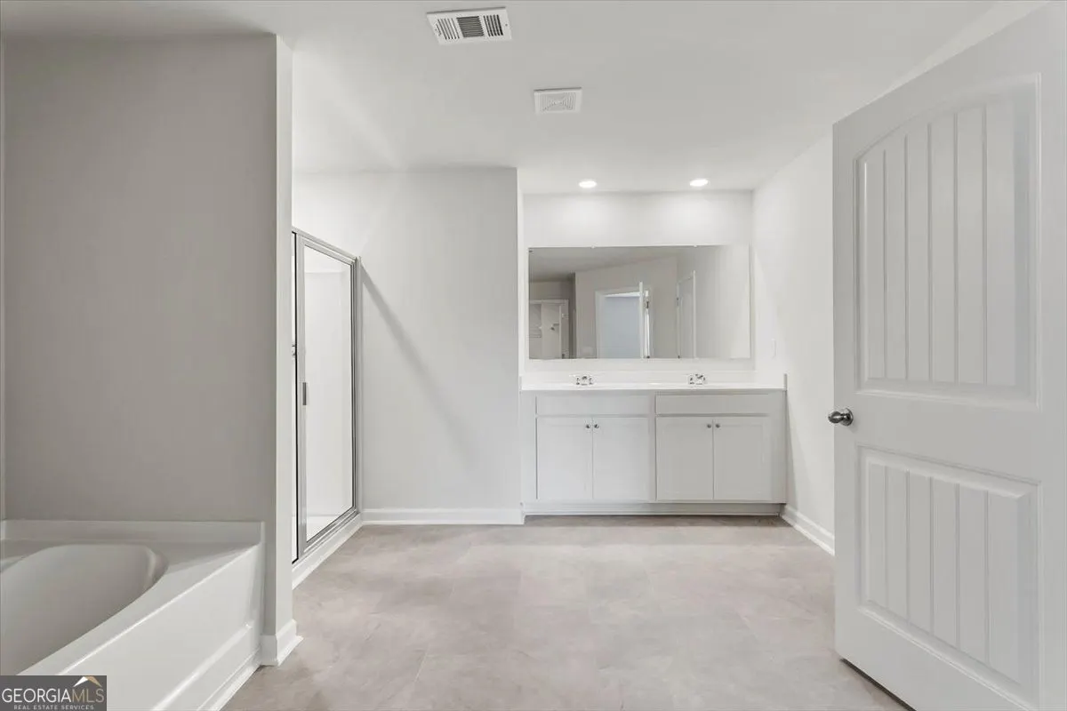 5133 Tulip Square