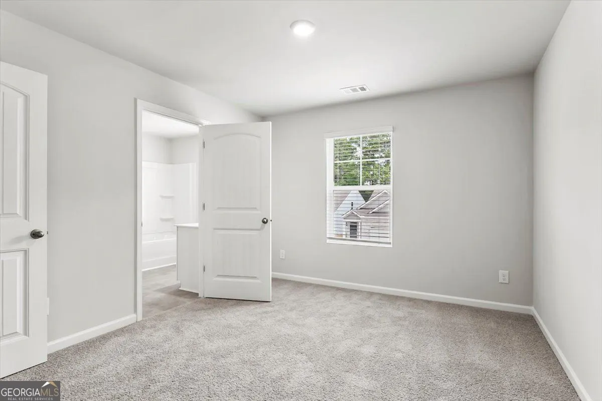 5133 Tulip Square