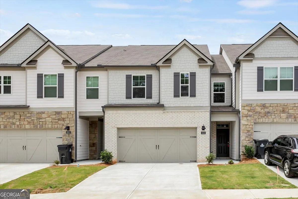 5133 Tulip Square