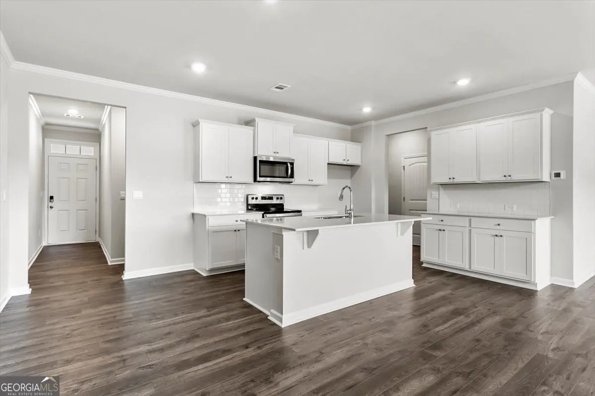 5133 Tulip Square