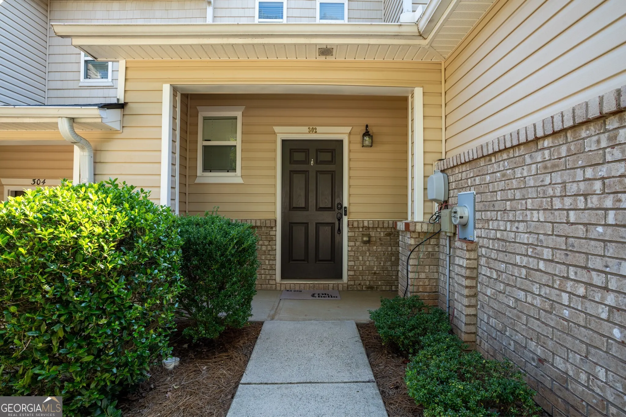 302 OAK LEAF Place
