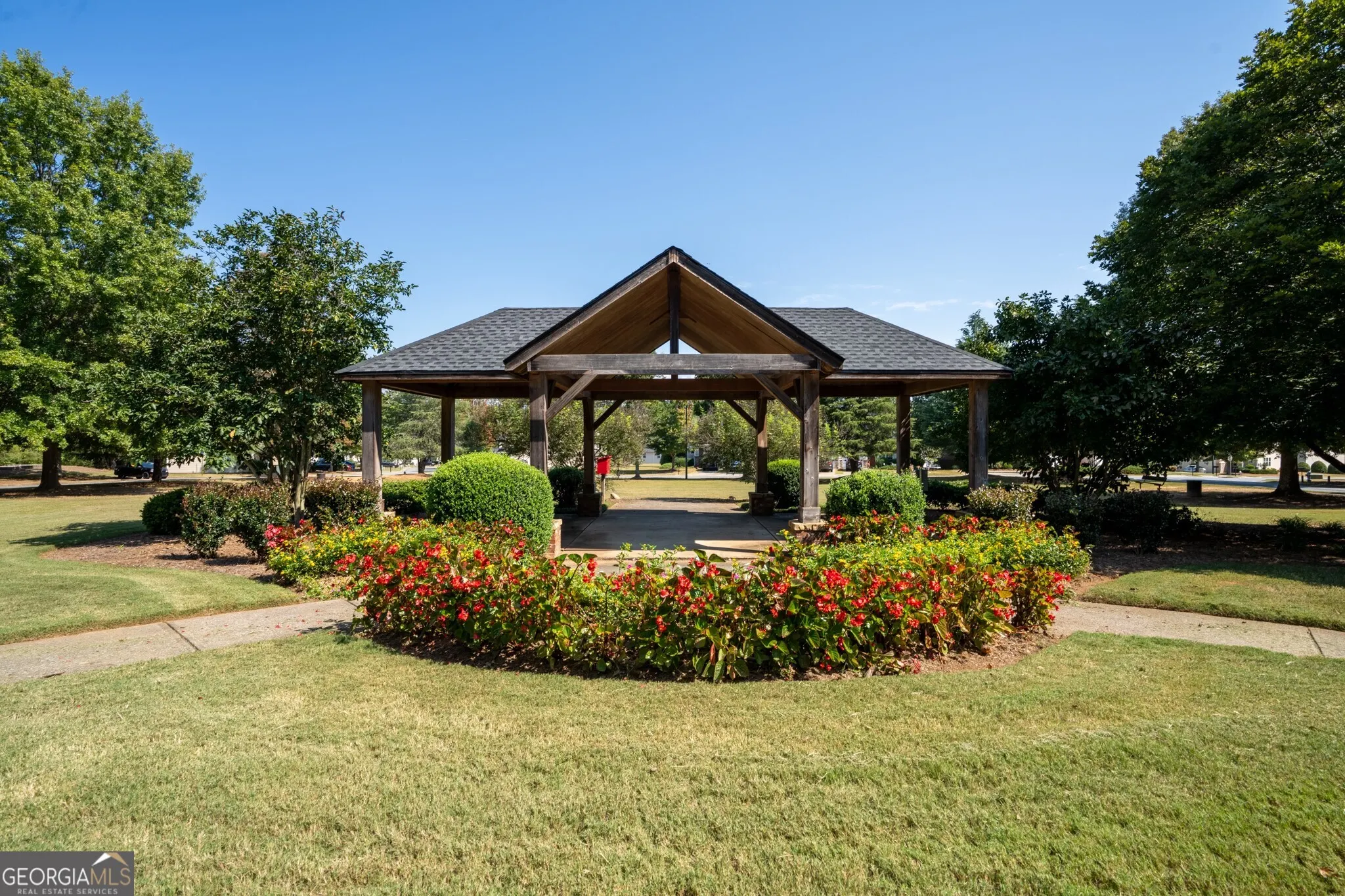 302 OAK LEAF Place