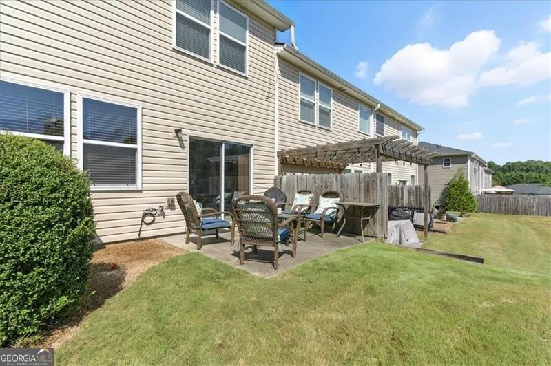 302 OAK LEAF Place