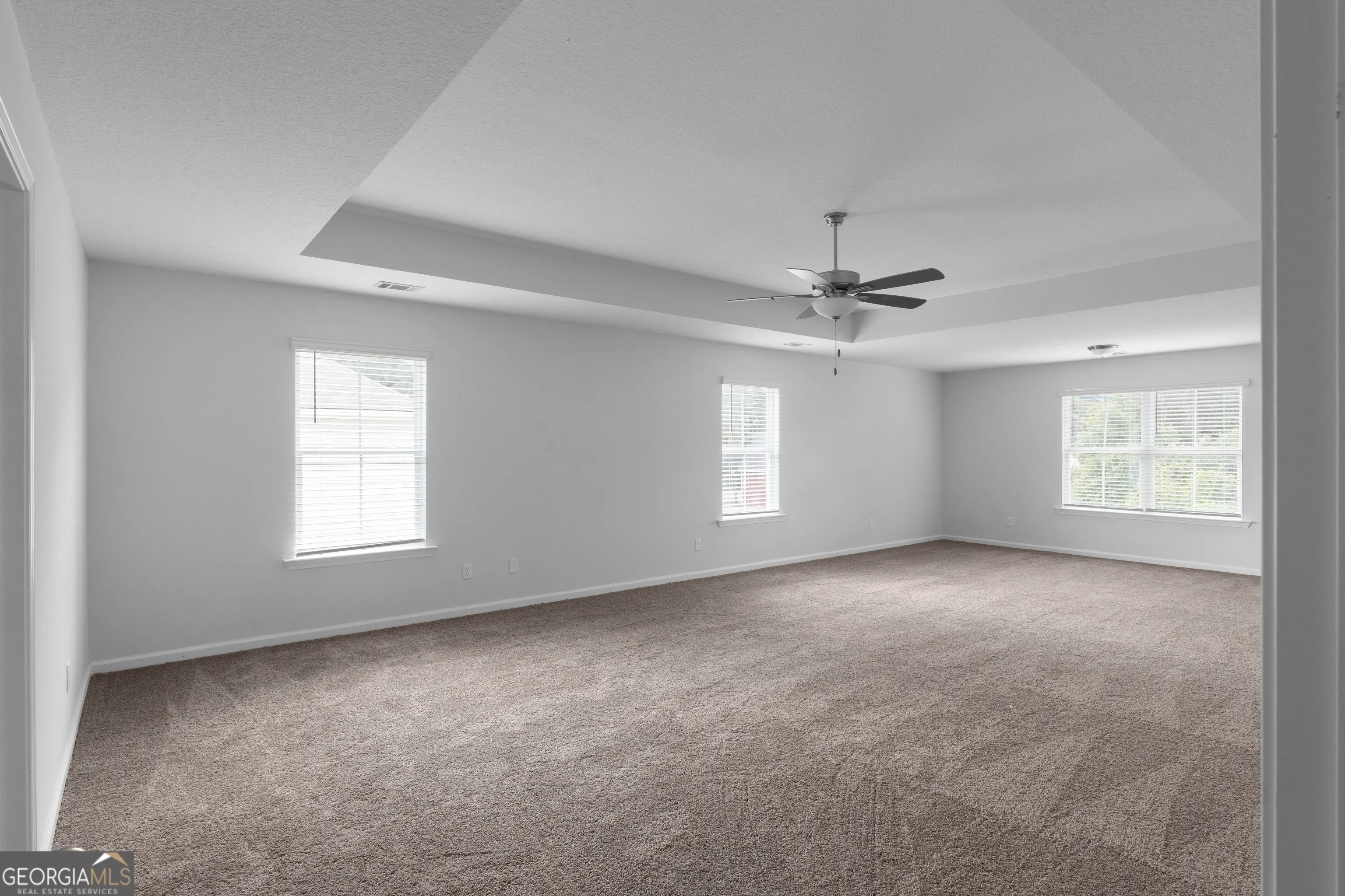 29 Oakmont Drive