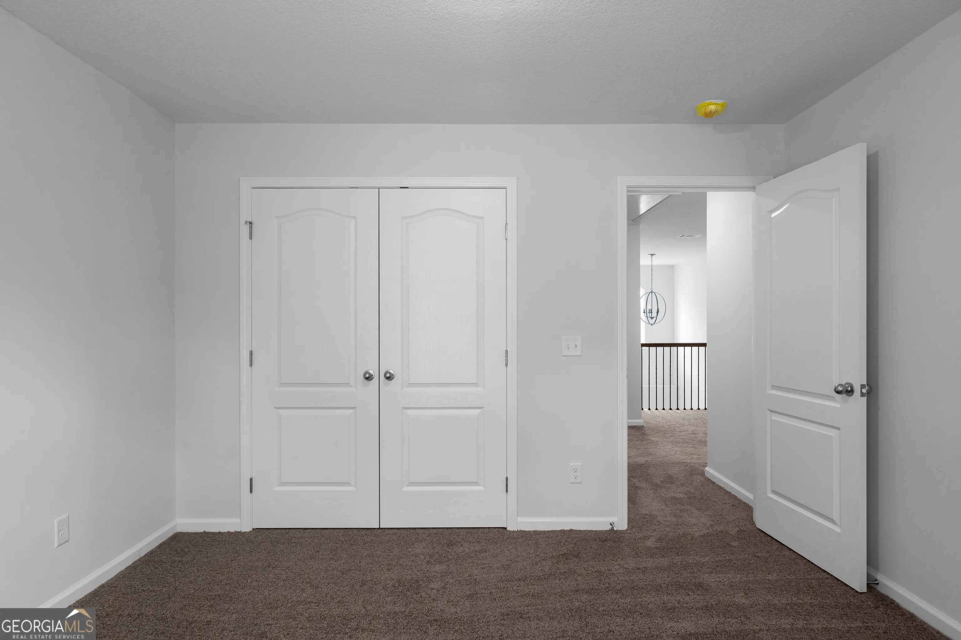 29 Oakmont Drive