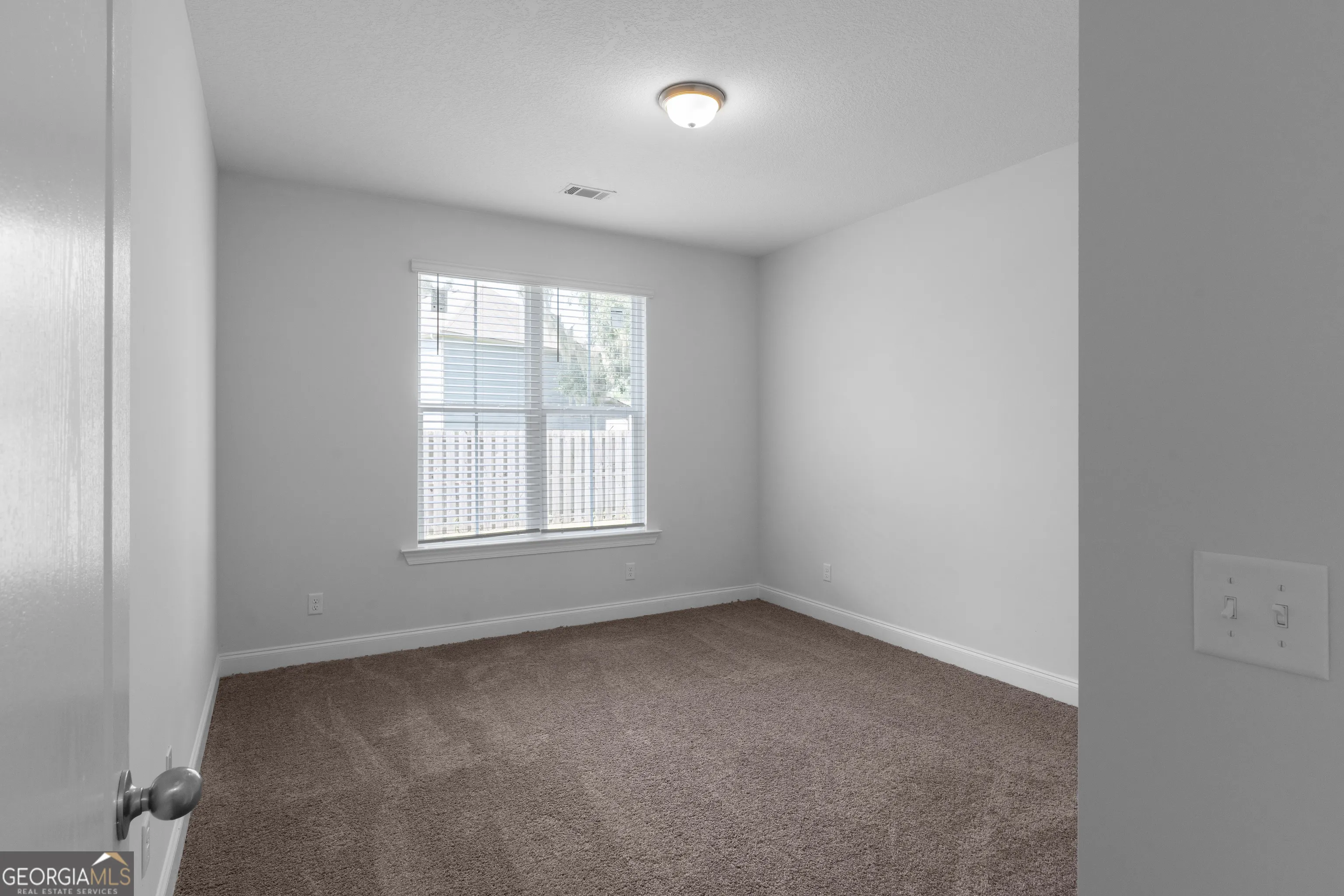 29 Oakmont Drive