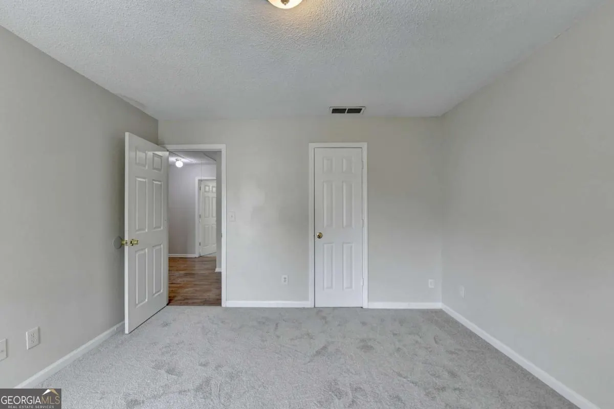 5880 April Drive
