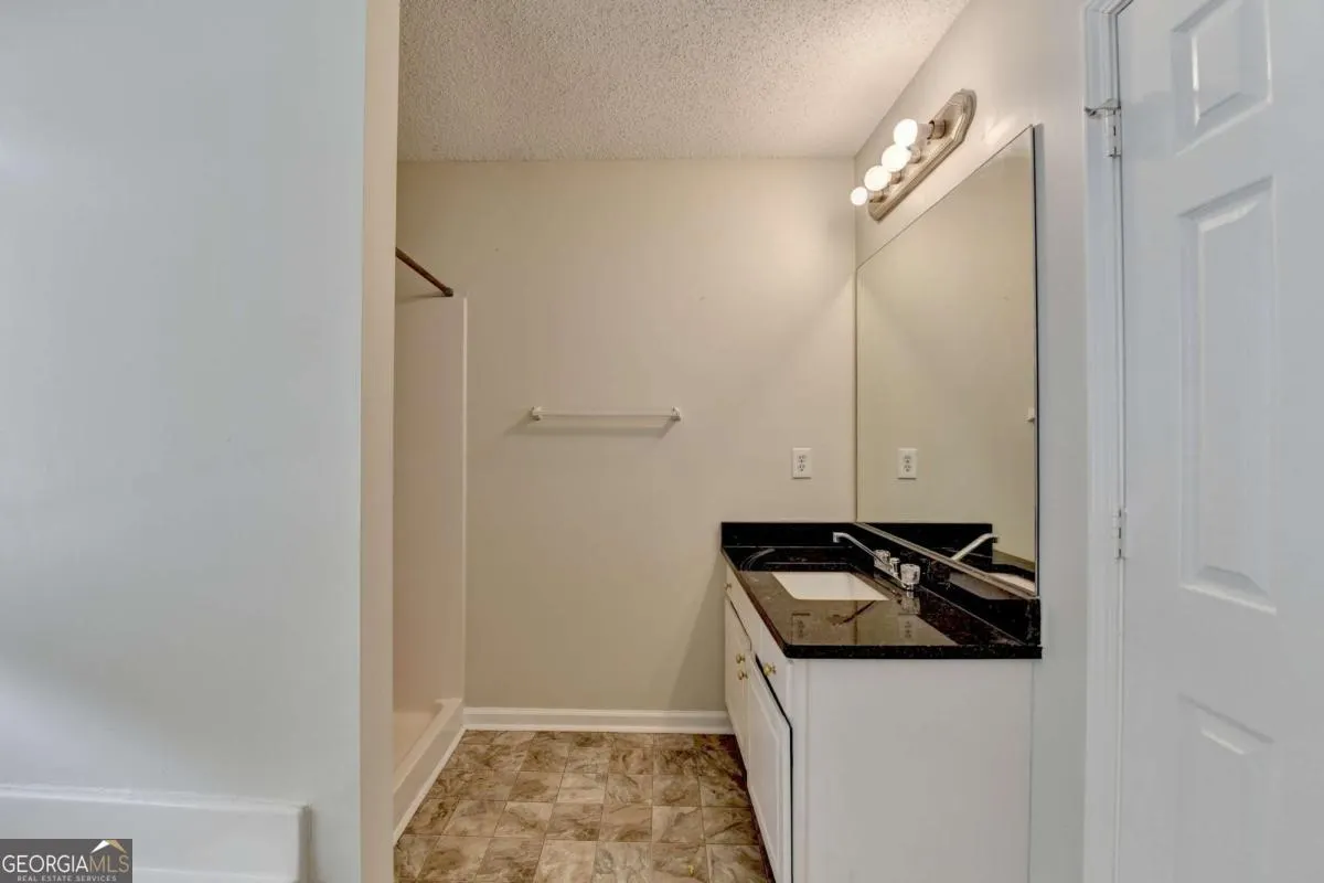 5880 April Drive