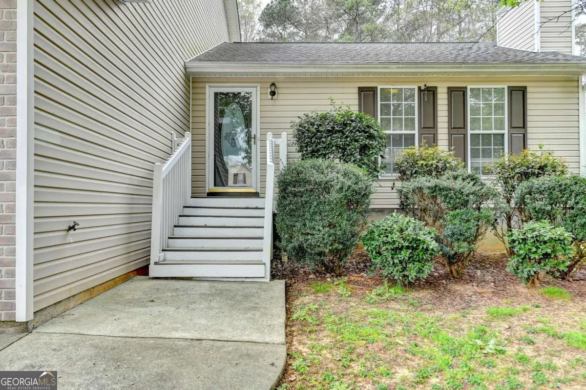 5880 April Drive