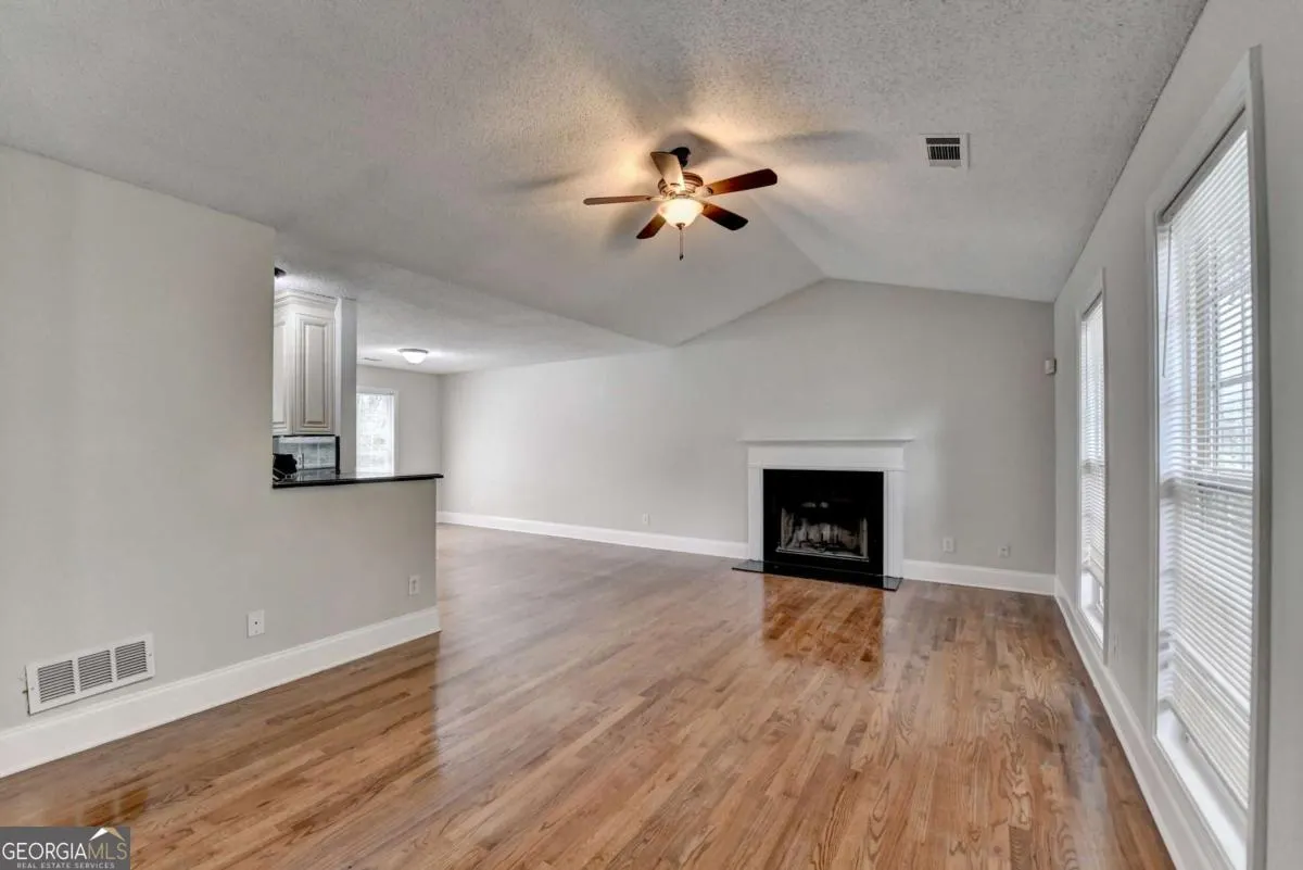 5880 April Drive