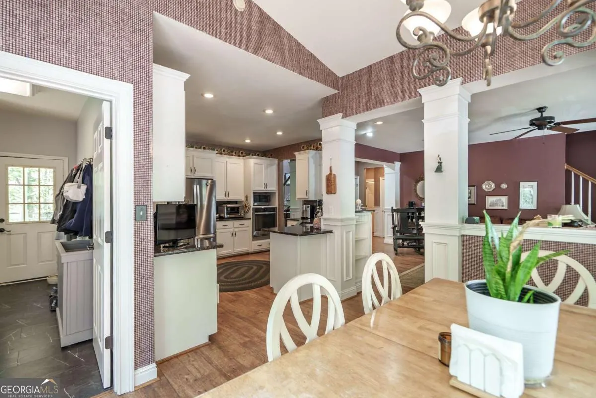 1660 Maple Ridge Drive